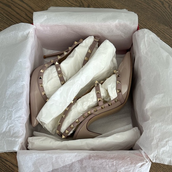 Valentino Patent Rockstud Caged Pumps 100 MM, Poudre - Picture 11 of 15